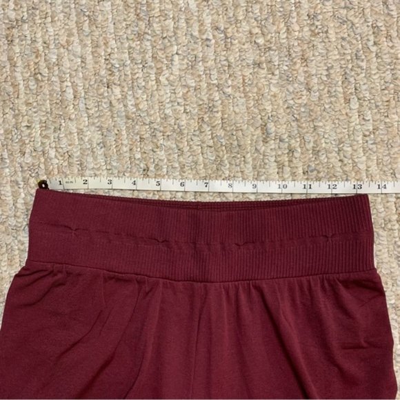 Gymshark Maroon Joggers - Picture 3 of 9